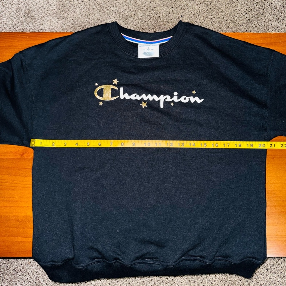Champion Women’s Black Gold Stars Logo Crewneck Sweatshirt Small NWT - Picture 5 of 8